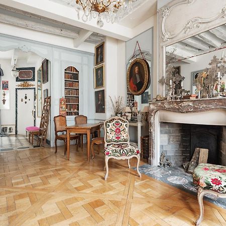 Au Coeur De Paris - Appartement Historique De Madame Du Barry Exterior foto